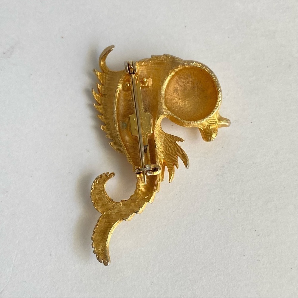 Vintage 50s Fish Brooch Mythological Sea Creature Seahorse Dolphin Gold Pin - Picture 6 of 8